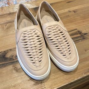 Gianni Bini Slip on sneaker